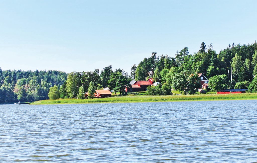 Stuga i Strängnäs, 6 bäddar – bild 2 av 5