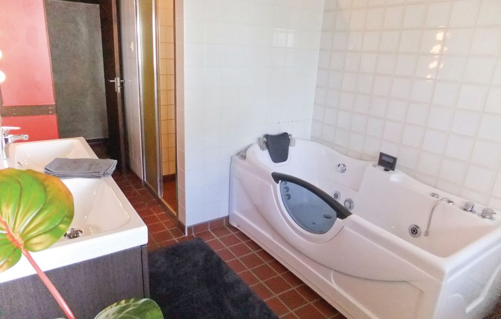 Feriehus - Strängnäs , Sverige - S44963 36