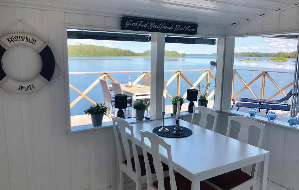 Semesterhus - Kristinehamn , Sverige - S45817 8