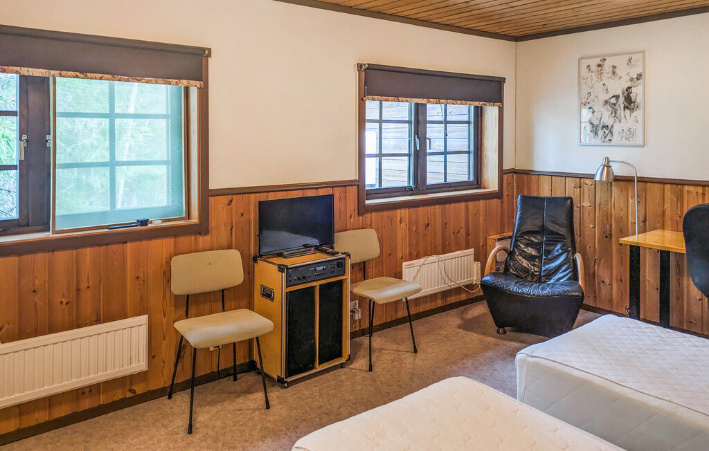 Semesterhus - Kälarne , Sverige - S49176 36