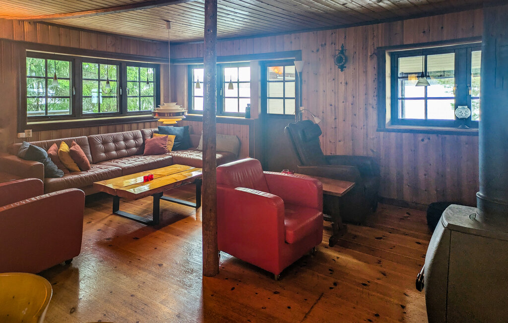 Semesterhus - Kälarne , Sverige - S49176 26