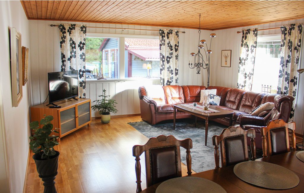 Stuga i Öxabäck, 7 bäddar – bild 4 av 5