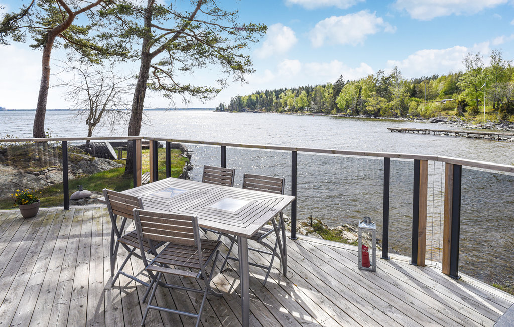 Semesterhus - Lidköping , Sverige
