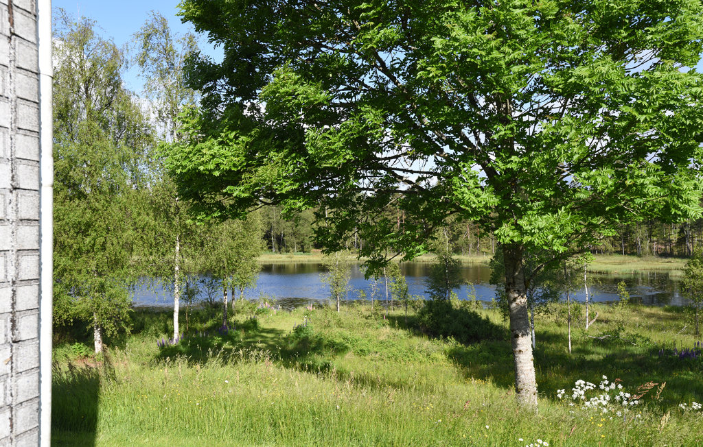 Vrijstaand vakantiehuis met een prachtig uitzicht op de natuur.

Dit gezellige vakantiehuis is zeer geschikt voor twee gezinnen die samen een vakantie in Svenljunga willen beleven. Het huis biedt een ..