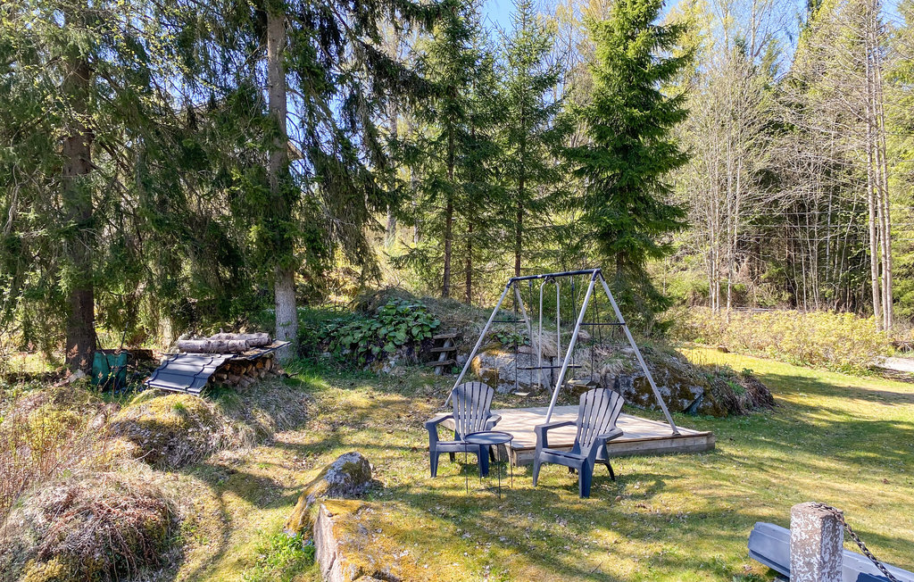 Stuga i Fristad, 6 bäddar – bild 2 av 5