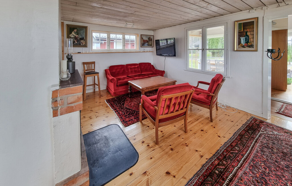 Stuga i Källby, 8 bäddar – bild 3 av 5