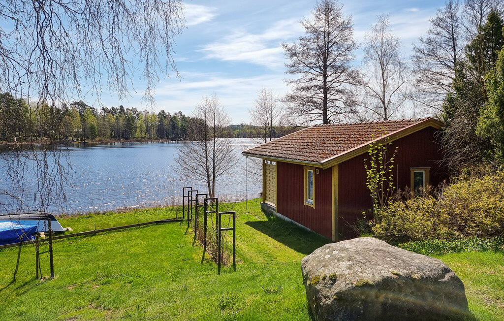 Stuga i Gällstad, 2 bäddar – bild 2 av 5
