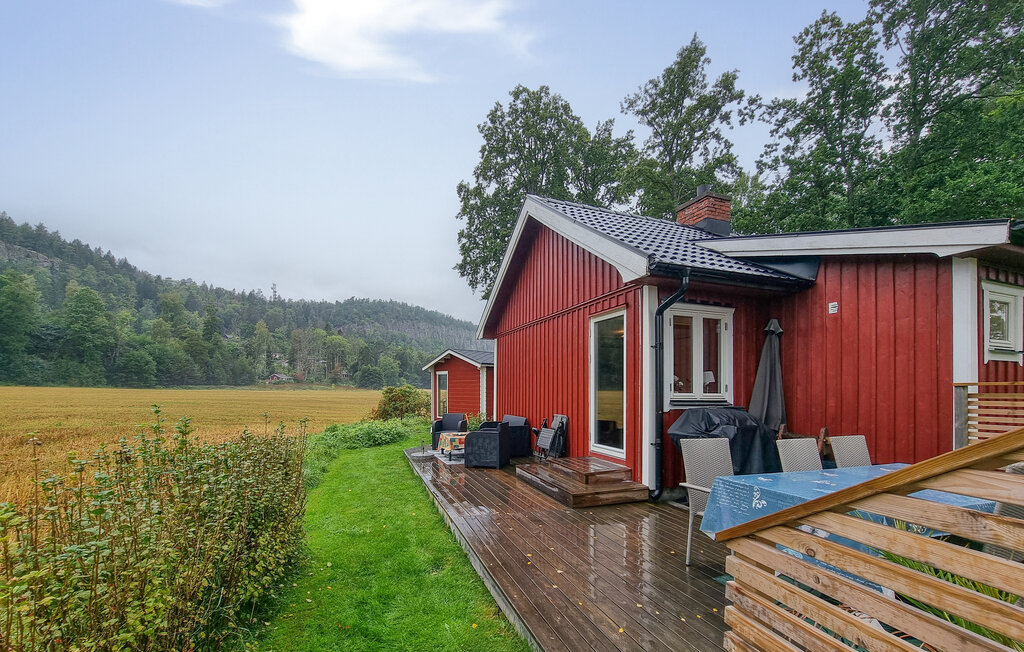 Stuga i Vänersnäs, 6 bäddar – bild 2 av 5
