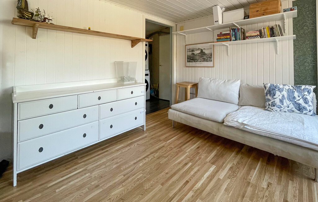 Stuga i Lindome, 6 bäddar – bild 4 av 5
