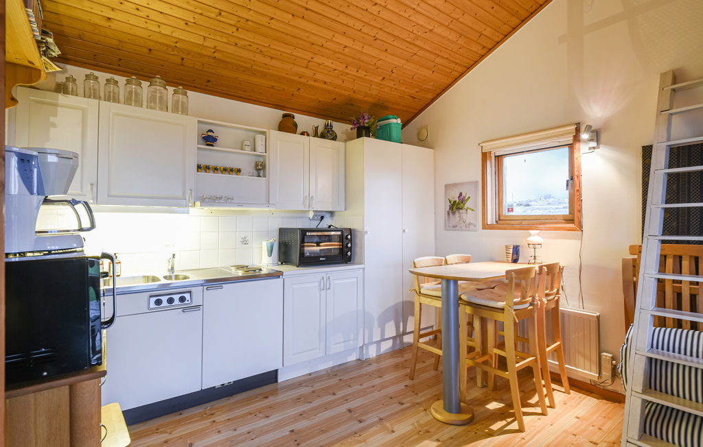 Stuga i Bohus-Malmön, 5 bäddar – bild 4 av 5