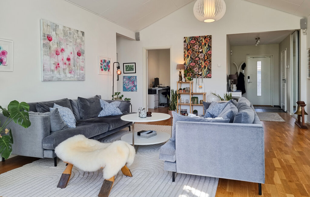 Stuga i Kyrkesund, 6 bäddar – bild 2 av 5