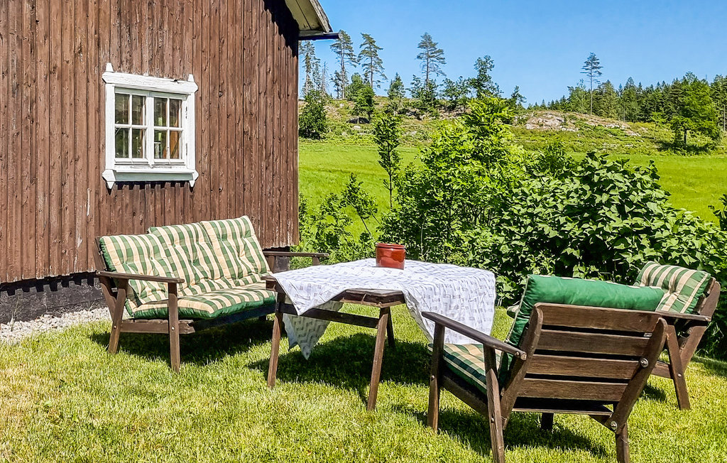 Stuga i Färgelanda, 4 bäddar – bild 2 av 5