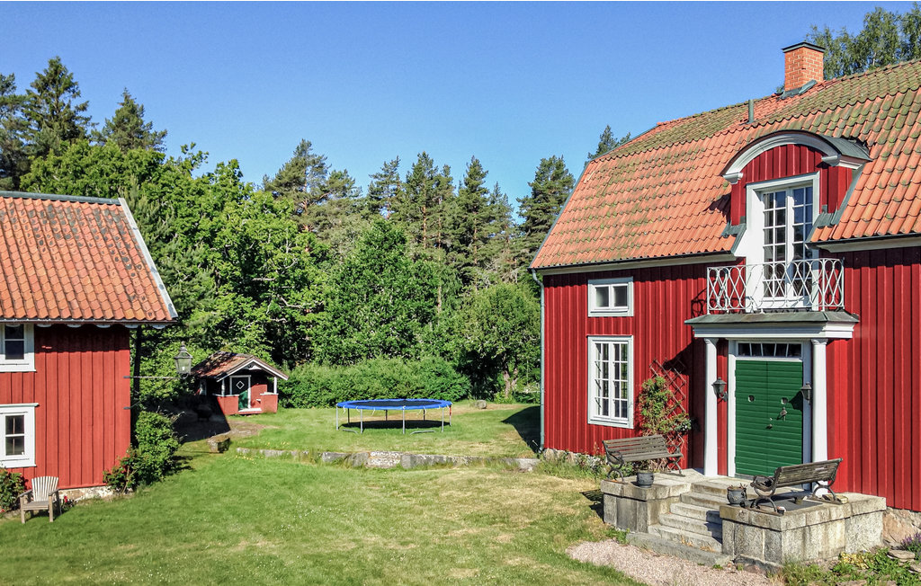 Semesterhus - Narebo Gård , Sverige