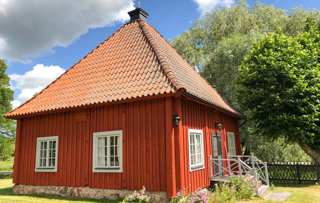 Semesterhus - Mantorp , Sverige