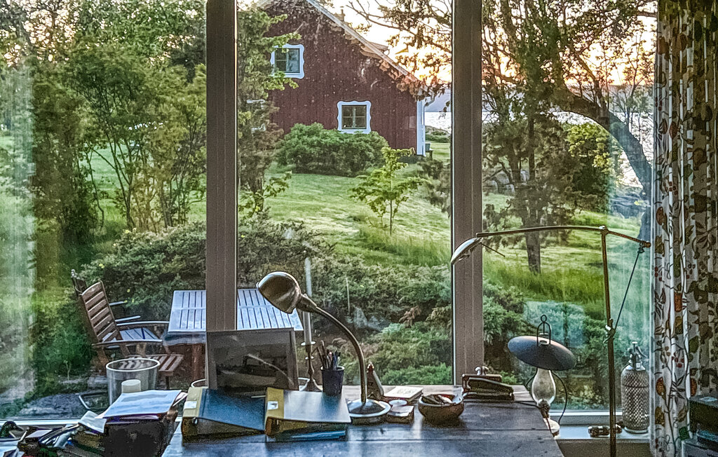 Geniet van een prachtig uitzicht op zee in dit uitnodigende vakantiehuis met sauna.

Welkom in dit prachtig gelegen huis op een terrein aan het strand. Hier heb je de mogelijkheid om ongestoord te ont..