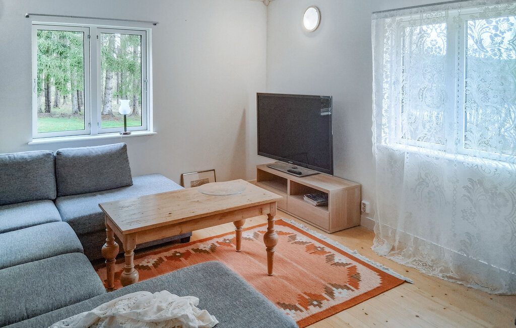 Stuga i Rimforsa, 8 bäddar – bild 2 av 5