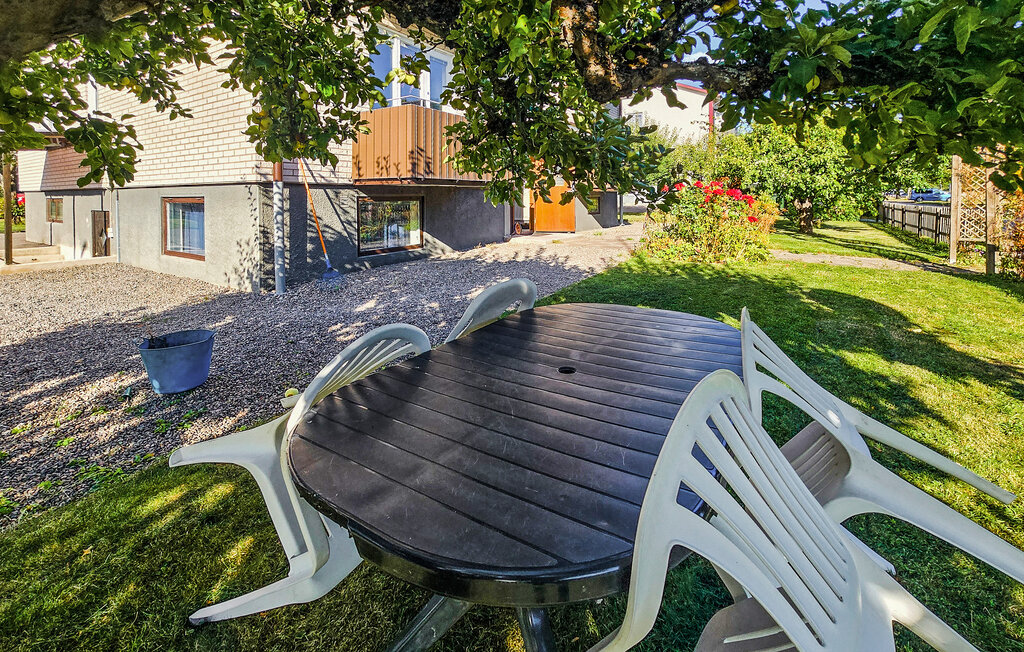 Lägenhet i Finspång, 7 bäddar – bild 3 av 5