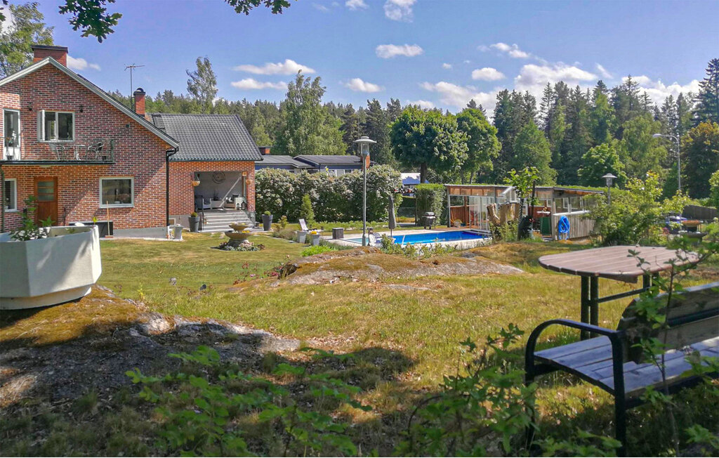 Semesterhus - Ljusfallshammar , Sverige