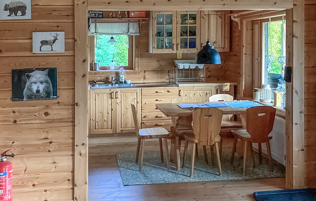 Semesterhus - Karlskoga/Skagern/Åtorp , Sverige - S64085 6