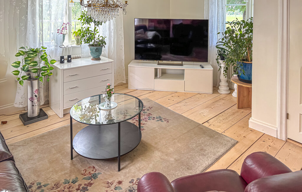 Stuga i Örebro, 4 bäddar – bild 4 av 5