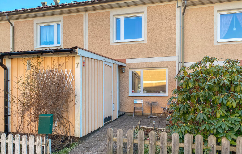 Semesterhus - Skogås , Sverige - S70316 8