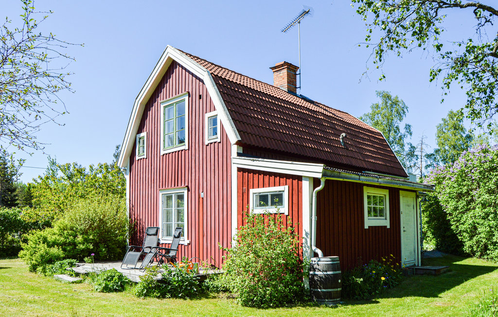 Stuga i Hallstavik, 4 bäddar