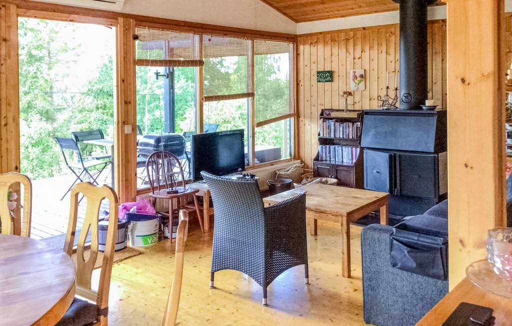 Stuga i Ingarö, 6 bäddar – bild 3 av 5