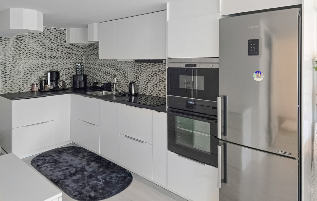 Parhus i Skärholmen, 4 bäddar – bild 4 av 5