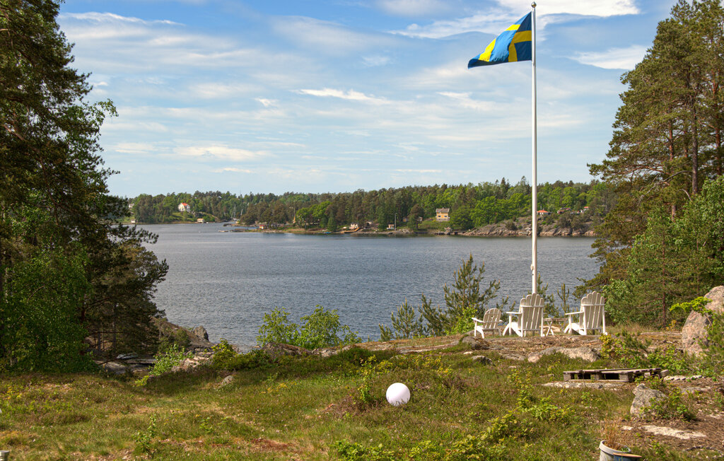 Stuga i Värmdö, 8 bäddar – bild 2 av 5