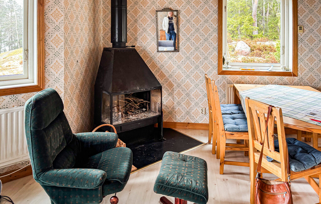 Stuga i Djurhamn, 6 bäddar – bild 4 av 5