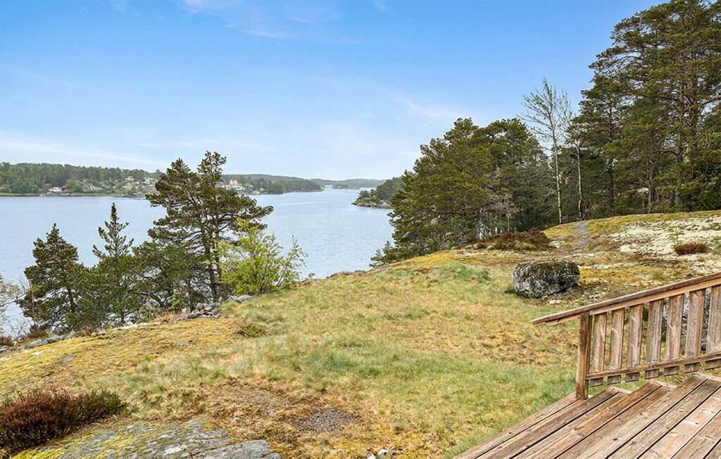 Stuga i Djurhamn, 6 bäddar – bild 2 av 5