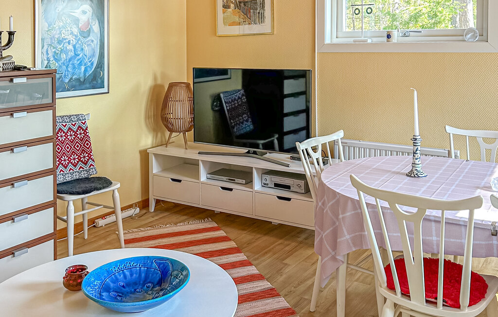 Stuga i Nynäshamn, 5 bäddar – bild 4 av 5