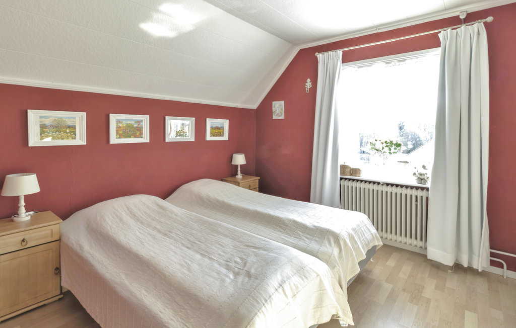 Semesterhus - Nordmarkshyttan/Filipstad , Sverige - S73276 14
