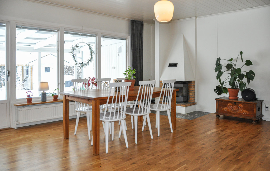 Feriehus - Karlstad Persbygatan , Sverige - S73247 5