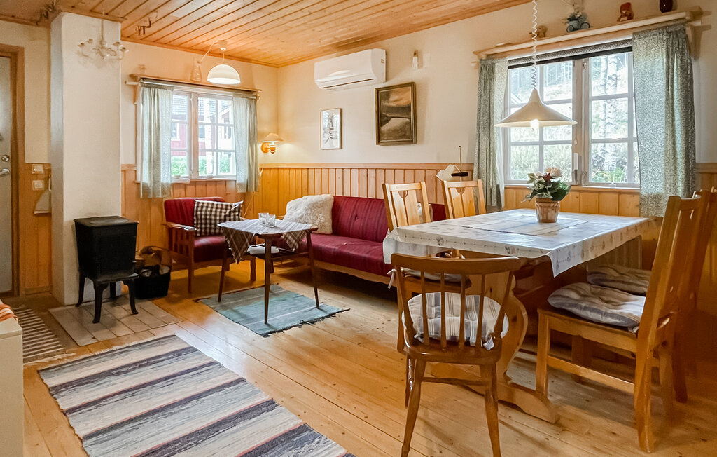 Stuga i Torsby, 6 bäddar – bild 2 av 5