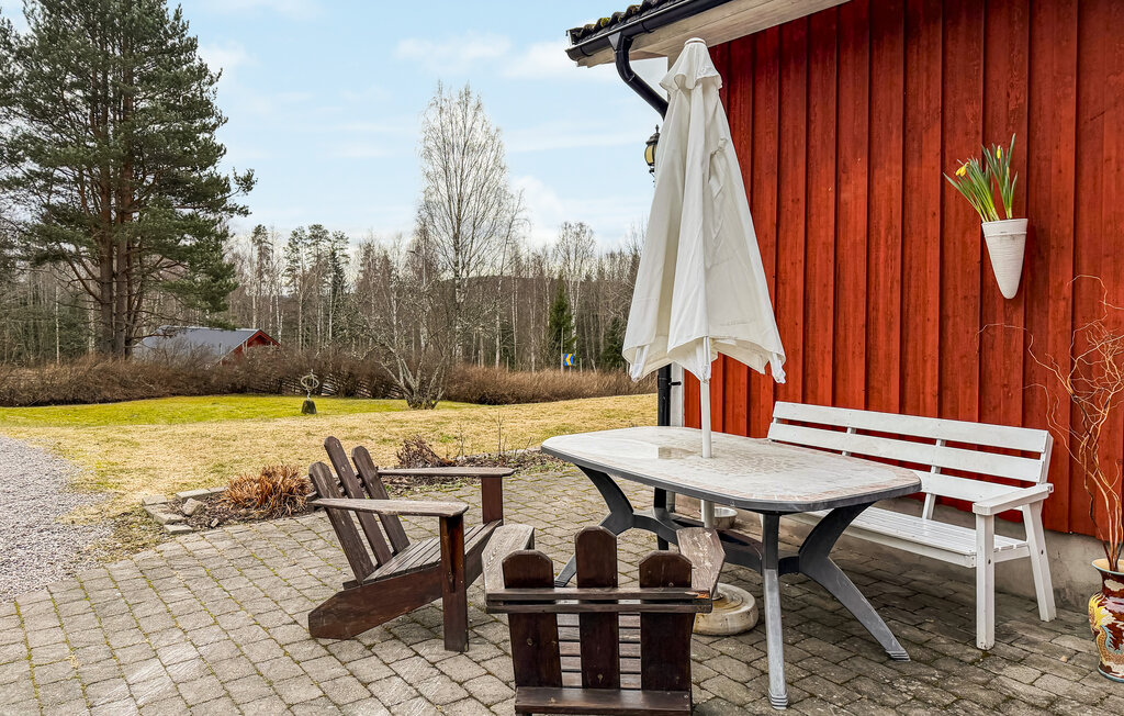 Stuga i Bergsäng, 5 bäddar – bild 2 av 5