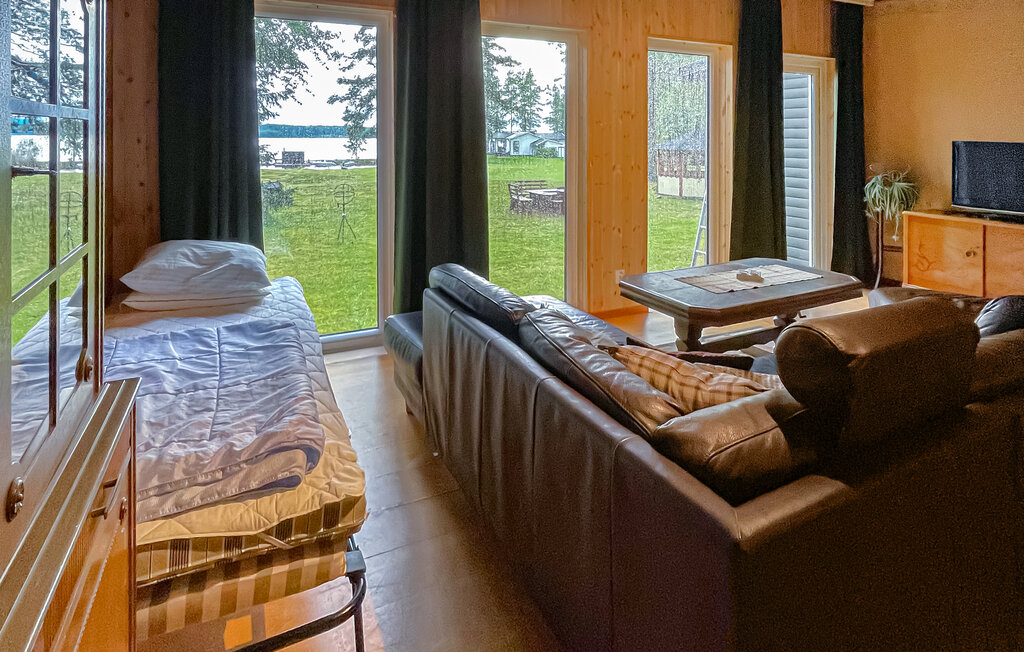 Stuga i Kristinehamn, 6 bäddar – bild 4 av 5