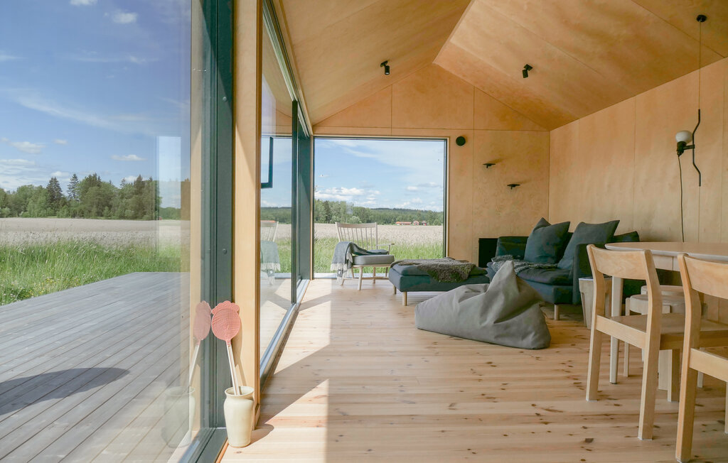 Stuga i Sala, 6 bäddar – bild 4 av 5