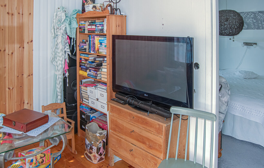 Stuga i Sala, 4 bäddar – bild 3 av 5