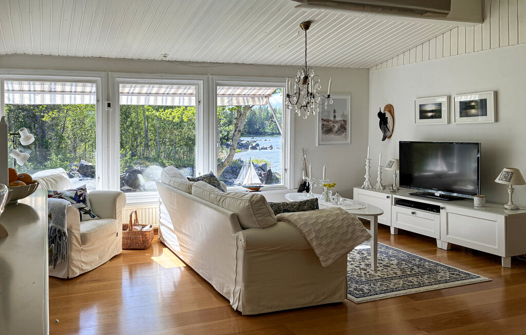 Stuga i Axmar, 7 bäddar – bild 4 av 5