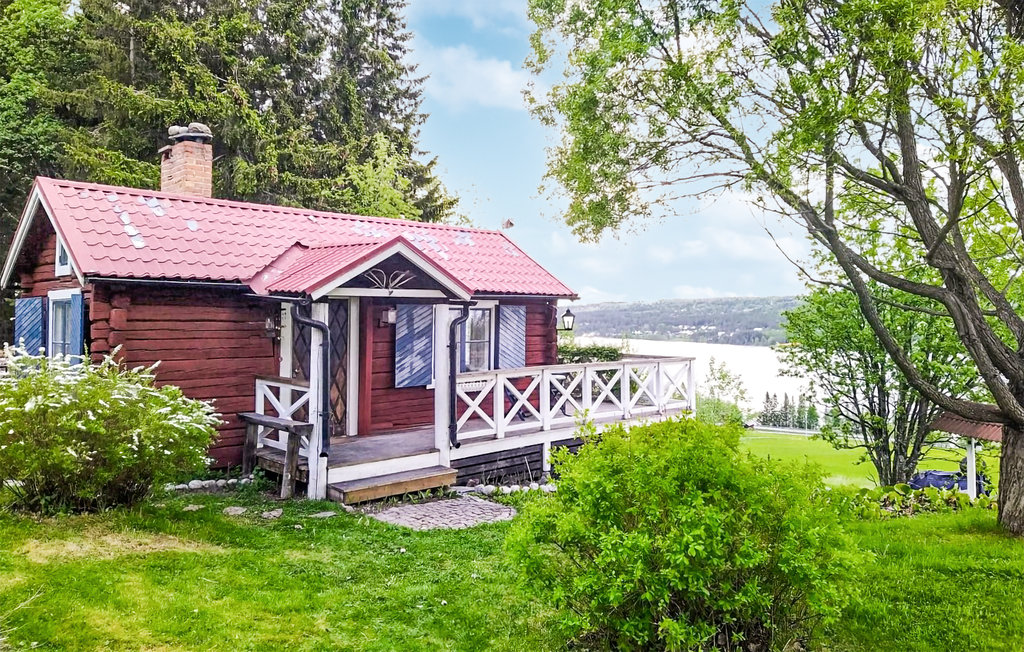 Semesterhus - Genvalla , Sverige