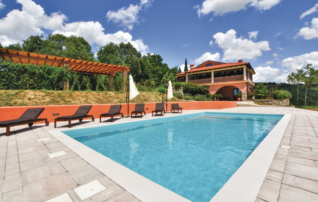 Vakantievilla met zwembad in Portoroz-Parecag