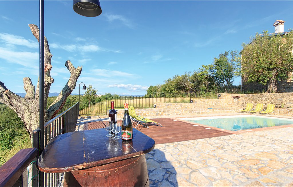 Feriehus - Koper-Topolovec , Slovenia - SCR050 10