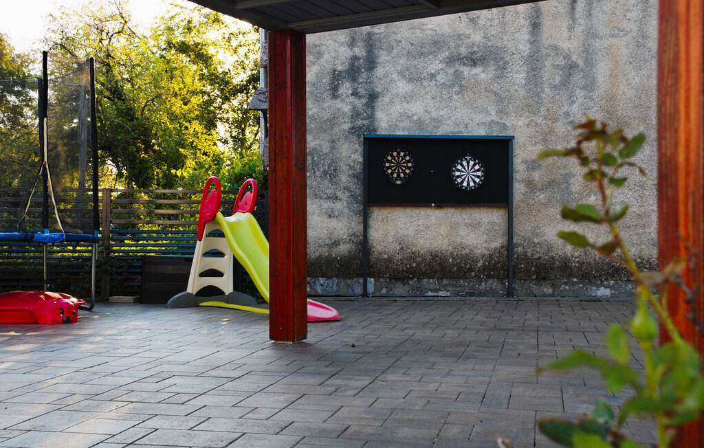 Semesterhus - Divaca , Slovenien - SCR314 13