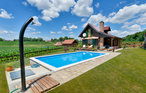 Feriehus - Bjelovar-Starcevljani , Kroatia - CCC179 1