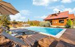 Feriehus - Gospic , Kroatia - CCL022 1