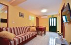 Semesterhus - Trogir-Vinisce , Kroatien - CDC039 24