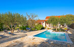 Feriehus - Sibenik-Konjevrate , Kroatia - CDJ634 1