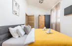 Feriehus - Pula , Kroatia - CIR574 22