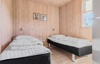 Feriehus - Nr. Lyngby Strand , Danmark - D7640 21